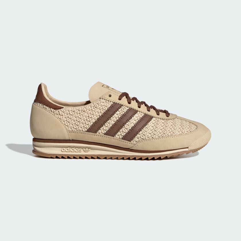 Xyvo Sneakers